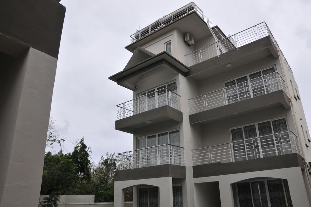 Mo Residence Pereybere Beach Extérieur photo