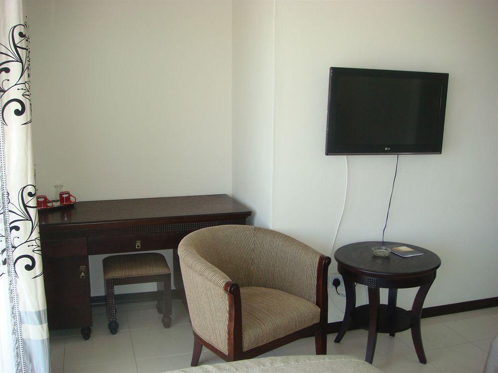 Mo Residence Pereybere Beach Extérieur photo