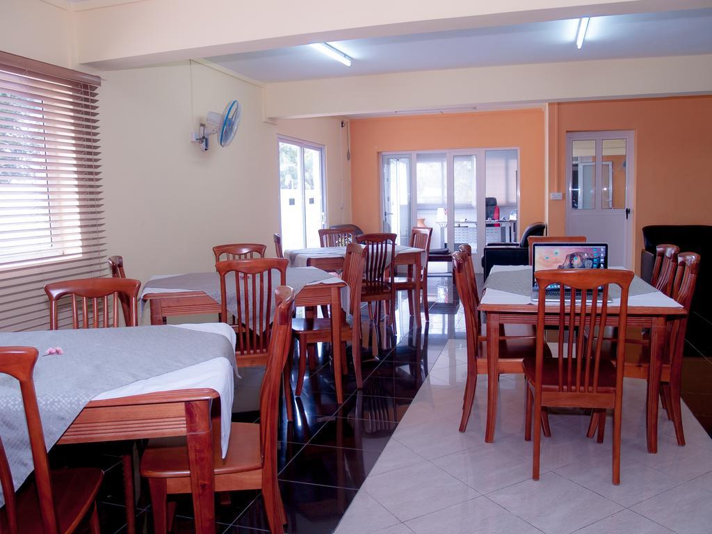 Mo Residence Pereybere Beach Extérieur photo