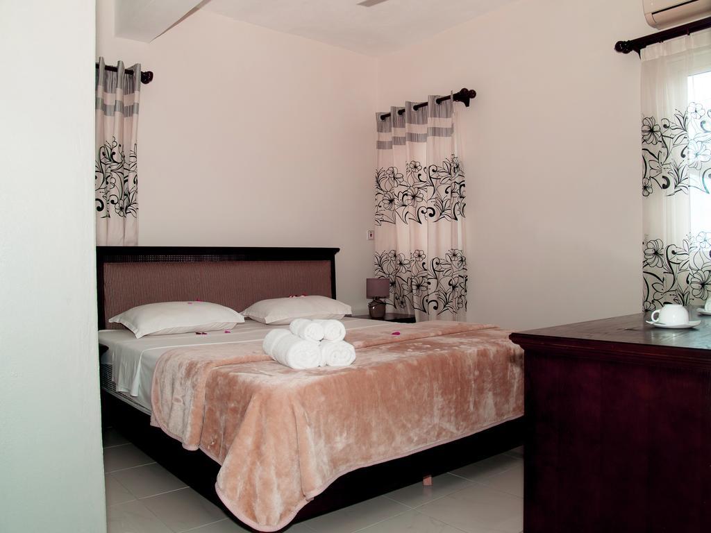Mo Residence Pereybere Beach Extérieur photo