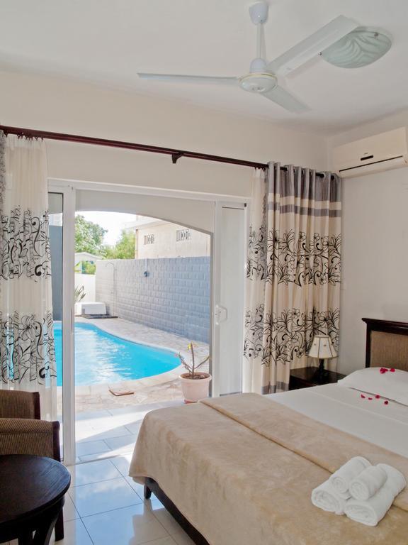 Mo Residence Pereybere Beach Extérieur photo