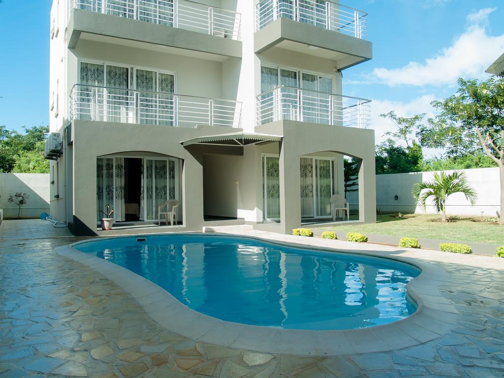 Mo Residence Pereybere Beach Extérieur photo