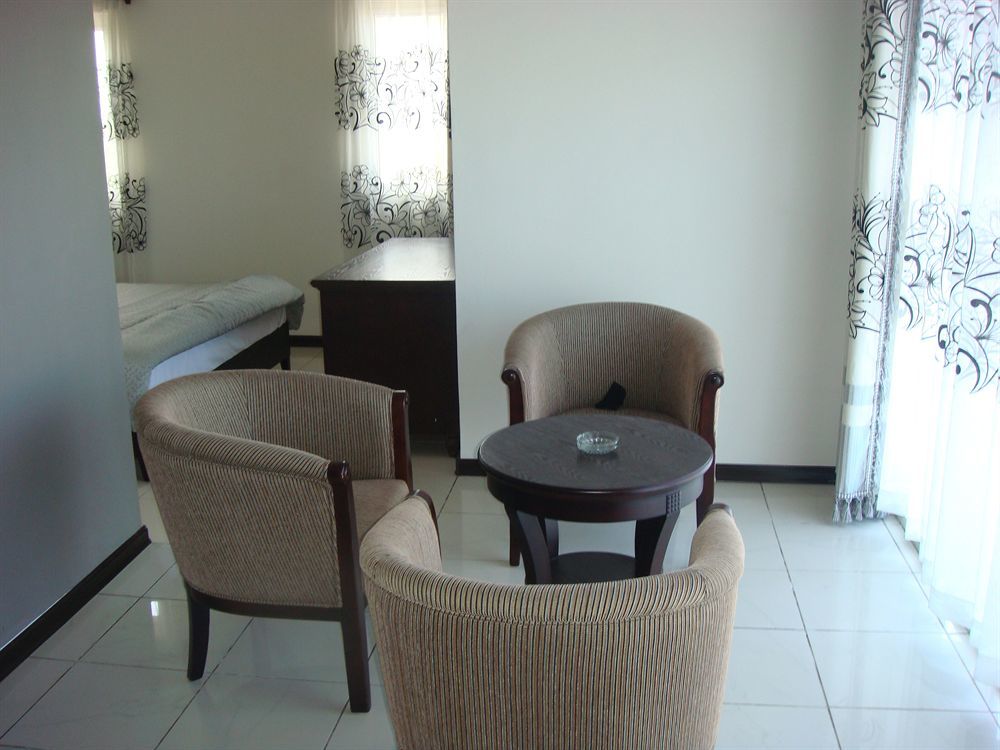 Mo Residence Pereybere Beach Extérieur photo