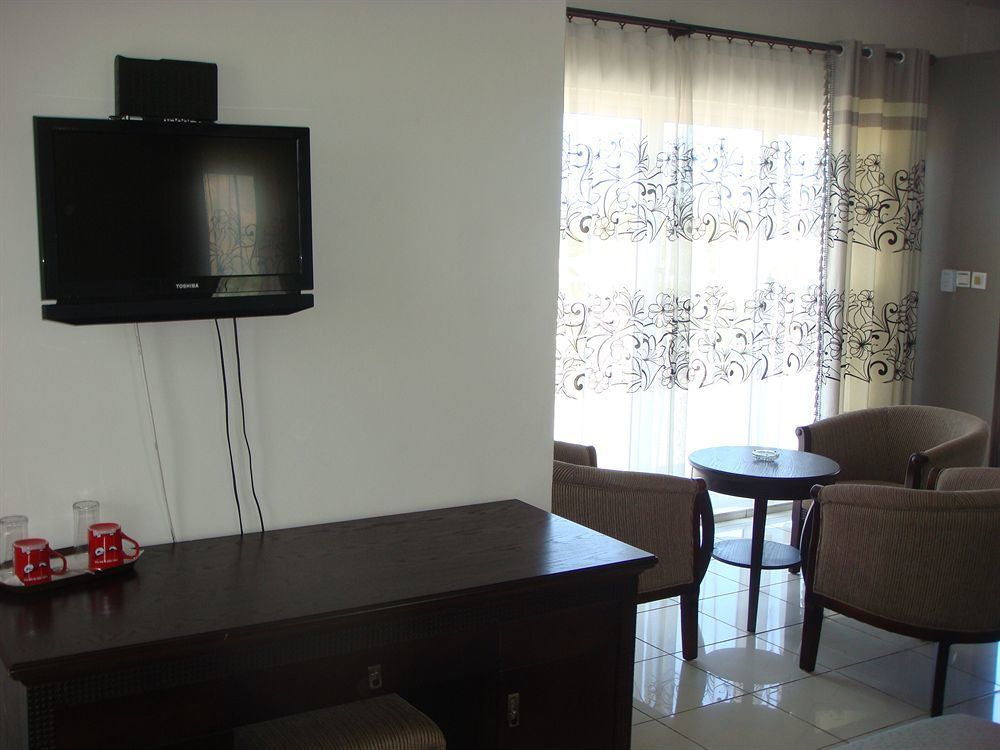 Mo Residence Pereybere Beach Extérieur photo