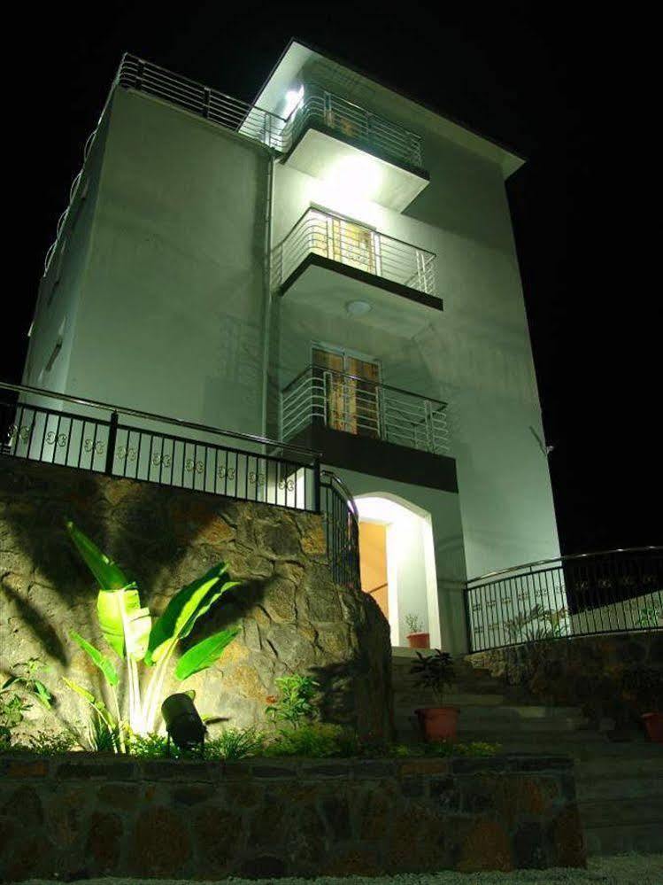 Mo Residence Pereybere Beach Extérieur photo