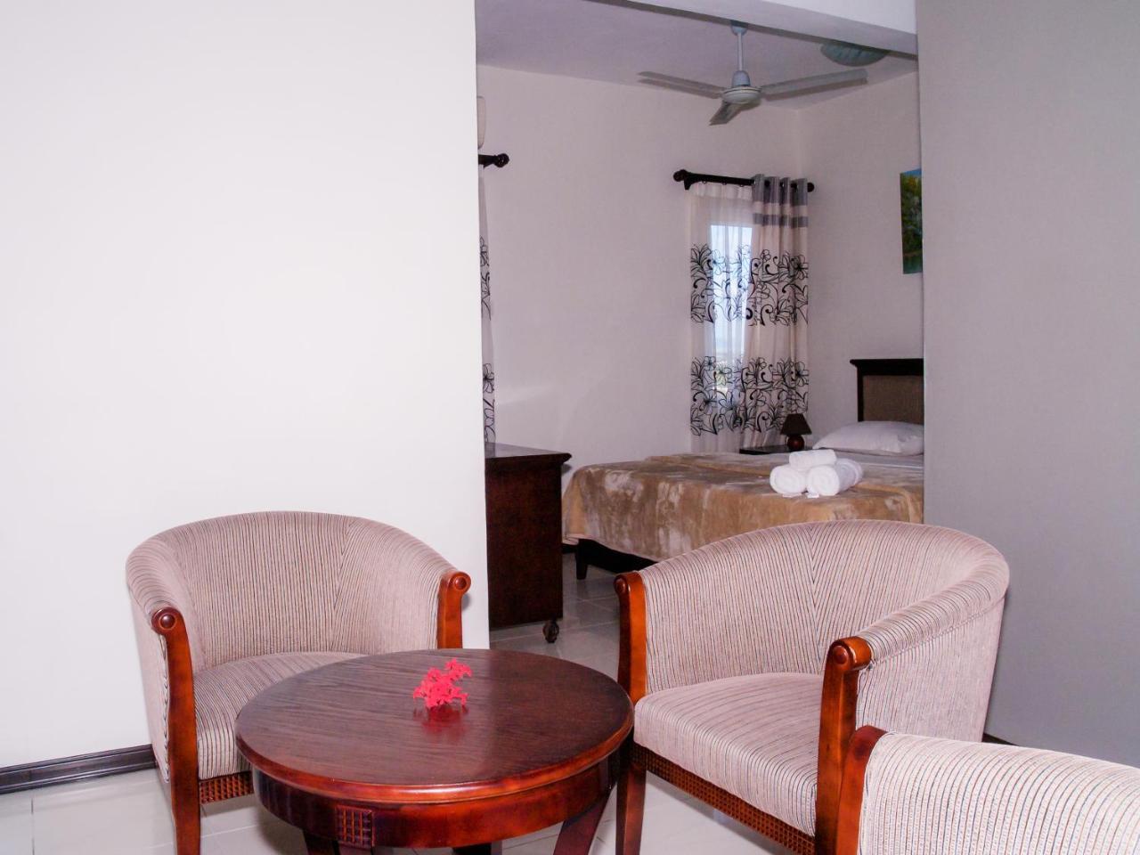 Mo Residence Pereybere Beach Extérieur photo